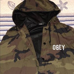 Obey world wide wind breaker
